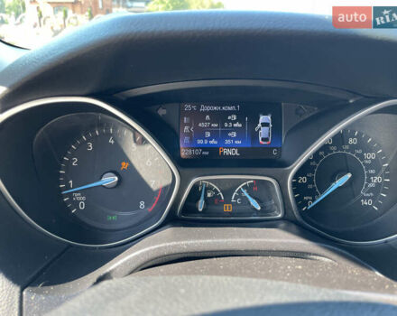 Сірий Форд Фокус, об'ємом двигуна 2 л та пробігом 228 тис. км за 8000 $, фото 24 на Automoto.ua