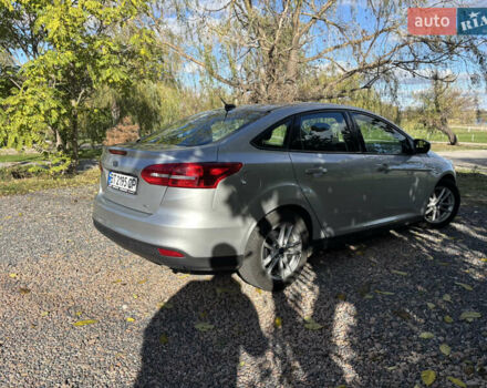Сірий Форд Фокус, об'ємом двигуна 2 л та пробігом 80 тис. км за 9200 $, фото 6 на Automoto.ua