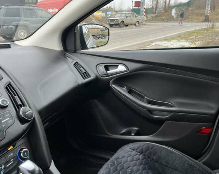 Серый Форд Фокус, объемом двигателя 2 л и пробегом 120 тыс. км за 8800 $, фото 22 на Automoto.ua