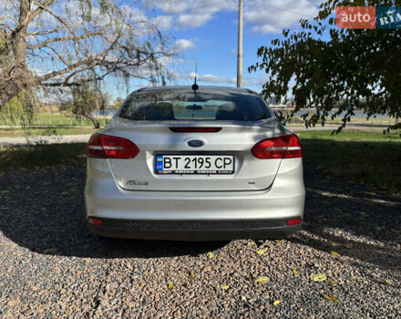 Сірий Форд Фокус, об'ємом двигуна 2 л та пробігом 80 тис. км за 9200 $, фото 7 на Automoto.ua