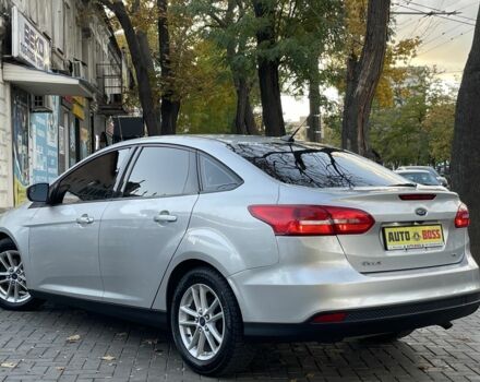 Сірий Форд Фокус, об'ємом двигуна 2 л та пробігом 83 тис. км за 9500 $, фото 7 на Automoto.ua