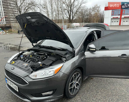 Серый Форд Фокус, объемом двигателя 2 л и пробегом 184 тыс. км за 9300 $, фото 6 на Automoto.ua