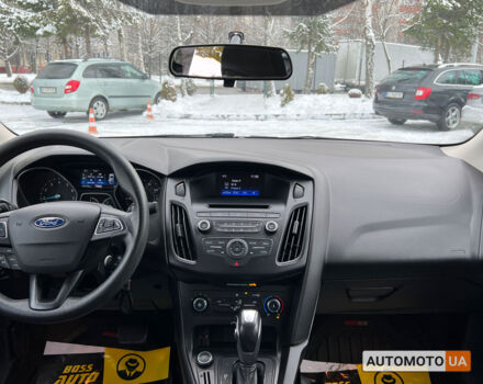 Серый Форд Фокус, объемом двигателя 2 л и пробегом 131 тыс. км за 8700 $, фото 11 на Automoto.ua