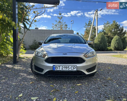 Сірий Форд Фокус, об'ємом двигуна 2 л та пробігом 80 тис. км за 9200 $, фото 1 на Automoto.ua