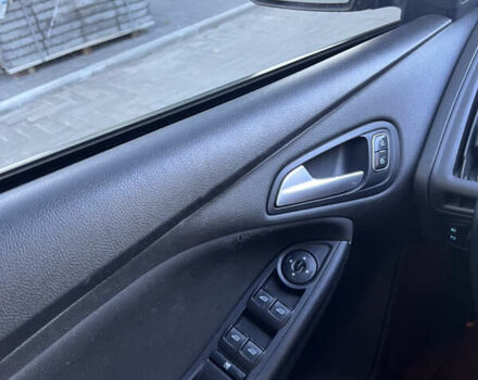 Серый Форд Фокус, объемом двигателя 1 л и пробегом 218 тыс. км за 6800 $, фото 9 на Automoto.ua