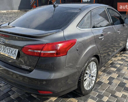 Серый Форд Фокус, объемом двигателя 2 л и пробегом 198 тыс. км за 8500 $, фото 6 на Automoto.ua