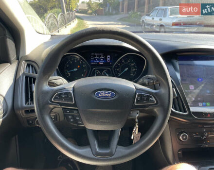 Сірий Форд Фокус, об'ємом двигуна 2 л та пробігом 228 тис. км за 8000 $, фото 31 на Automoto.ua