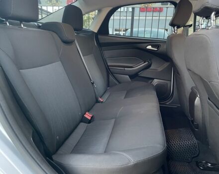 Сірий Форд Фокус, об'ємом двигуна 2 л та пробігом 83 тис. км за 9500 $, фото 12 на Automoto.ua