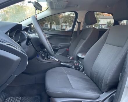 Сірий Форд Фокус, об'ємом двигуна 2 л та пробігом 83 тис. км за 9500 $, фото 10 на Automoto.ua