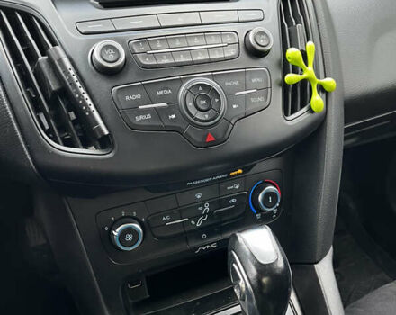 Серый Форд Фокус, объемом двигателя 2 л и пробегом 144 тыс. км за 8500 $, фото 11 на Automoto.ua