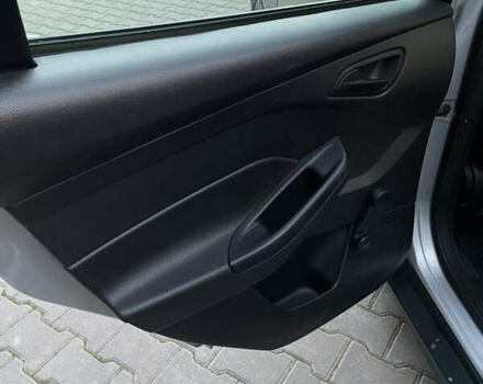 Форд Фокус 2015 в Одессе на Automoto.ua Серый Форд Фокус, объемом двигателя 2 л и пробегом 250 тыс. км за 7000 $, фото 18 на Automoto.ua