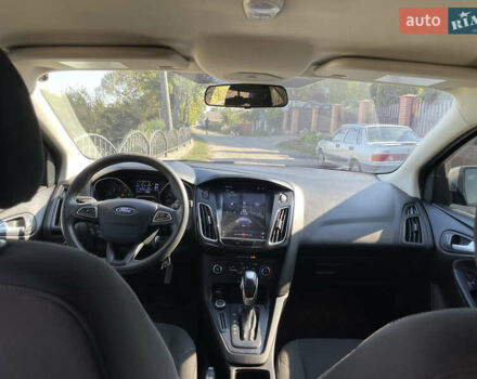 Сірий Форд Фокус, об'ємом двигуна 2 л та пробігом 228 тис. км за 8000 $, фото 28 на Automoto.ua