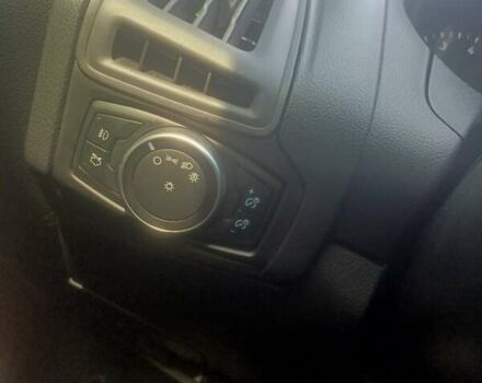 Сірий Форд Фокус, об'ємом двигуна 2 л та пробігом 107 тис. км за 9000 $, фото 23 на Automoto.ua