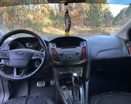 Серый Форд Фокус, объемом двигателя 2 л и пробегом 170 тыс. км за 8300 $, фото 5 на Automoto.ua