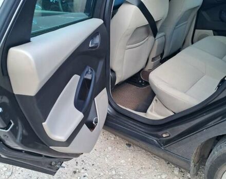 Серый Форд Фокус, объемом двигателя 2 л и пробегом 97 тыс. км за 7400 $, фото 10 на Automoto.ua