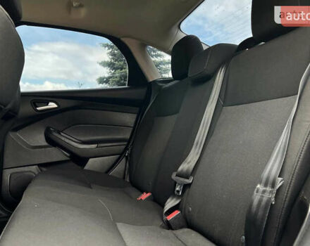 Серый Форд Фокус, объемом двигателя 2 л и пробегом 155 тыс. км за 8200 $, фото 10 на Automoto.ua