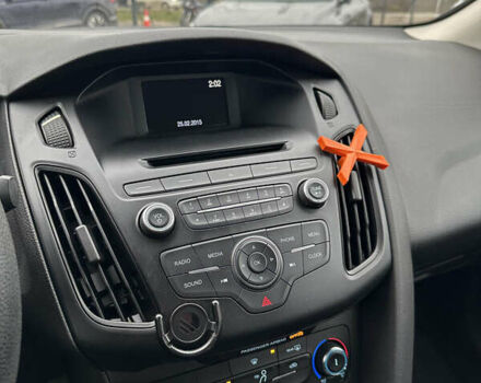 Серый Форд Фокус, объемом двигателя 2 л и пробегом 175 тыс. км за 6500 $, фото 18 на Automoto.ua