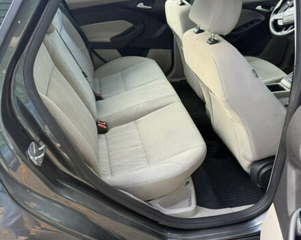 Сірий Форд Фокус, об'ємом двигуна 2 л та пробігом 151 тис. км за 7000 $, фото 7 на Automoto.ua