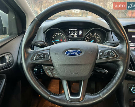 Серый Форд Фокус, объемом двигателя 2 л и пробегом 140 тыс. км за 8500 $, фото 25 на Automoto.ua