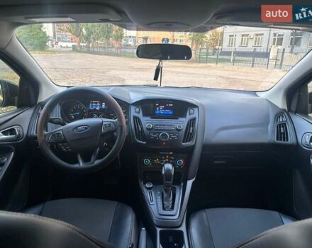 Серый Форд Фокус, объемом двигателя 2 л и пробегом 210 тыс. км за 8800 $, фото 10 на Automoto.ua