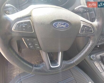 Серый Форд Фокус, объемом двигателя 2.01 л и пробегом 220 тыс. км за 6799 $, фото 22 на Automoto.ua