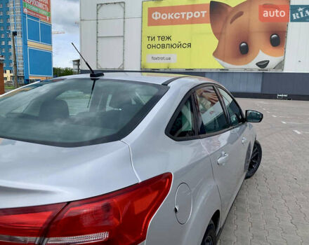 Сірий Форд Фокус, об'ємом двигуна 2 л та пробігом 149 тис. км за 8000 $, фото 6 на Automoto.ua