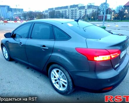 Сірий Форд Фокус, об'ємом двигуна 2 л та пробігом 109 тис. км за 8450 $, фото 2 на Automoto.ua