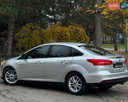 Сірий Форд Фокус, об'ємом двигуна 2 л та пробігом 139 тис. км за 7999 $, фото 4 на Automoto.ua