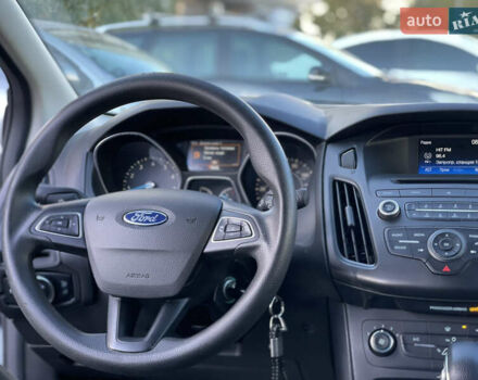 Сірий Форд Фокус, об'ємом двигуна 2 л та пробігом 184 тис. км за 7199 $, фото 8 на Automoto.ua