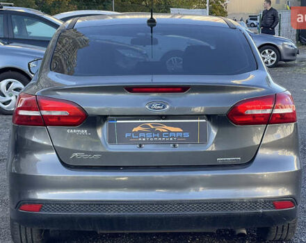 Сірий Форд Фокус, об'ємом двигуна 2 л та пробігом 184 тис. км за 7199 $, фото 4 на Automoto.ua