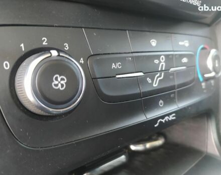 Серый Форд Фокус, объемом двигателя 2 л и пробегом 133 тыс. км за 9790 $, фото 27 на Automoto.ua