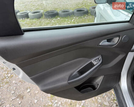 Сірий Форд Фокус, об'ємом двигуна 2 л та пробігом 131 тис. км за 9050 $, фото 10 на Automoto.ua