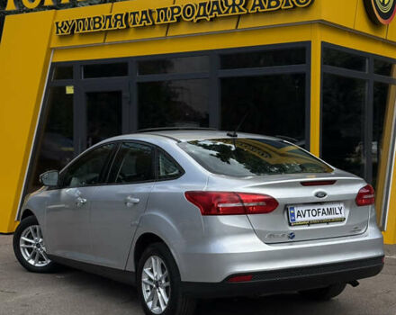 Сірий Форд Фокус, об'ємом двигуна 2 л та пробігом 233 тис. км за 7199 $, фото 5 на Automoto.ua