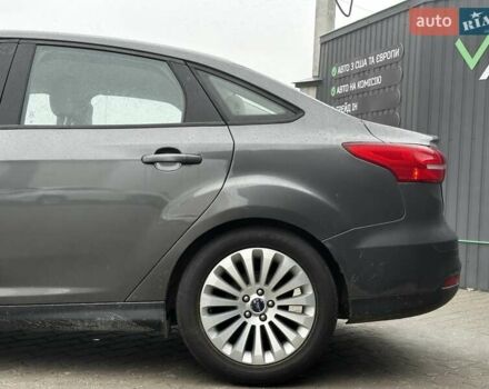 Серый Форд Фокус, объемом двигателя 2 л и пробегом 151 тыс. км за 6799 $, фото 5 на Automoto.ua