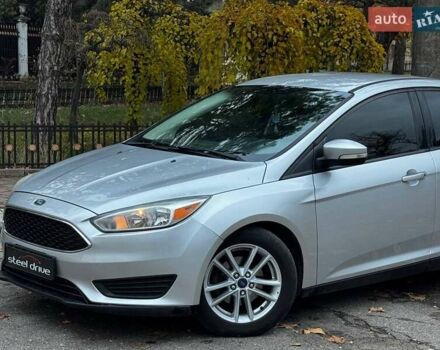 Сірий Форд Фокус, об'ємом двигуна 2 л та пробігом 139 тис. км за 7999 $, фото 2 на Automoto.ua