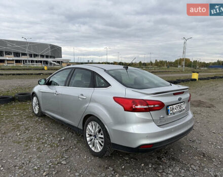 Сірий Форд Фокус, об'ємом двигуна 2 л та пробігом 131 тис. км за 9050 $, фото 5 на Automoto.ua