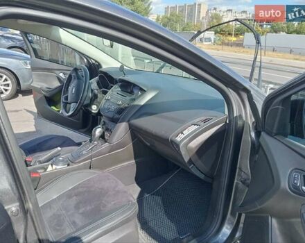 Серый Форд Фокус, объемом двигателя 2 л и пробегом 199 тыс. км за 9600 $, фото 9 на Automoto.ua