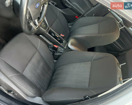 Серый Форд Фокус, объемом двигателя 2 л и пробегом 140 тыс. км за 8500 $, фото 15 на Automoto.ua