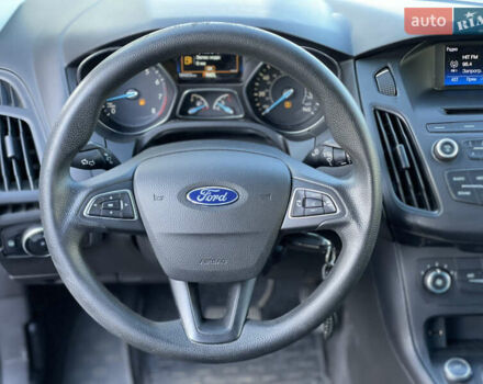 Сірий Форд Фокус, об'ємом двигуна 2 л та пробігом 184 тис. км за 7199 $, фото 7 на Automoto.ua