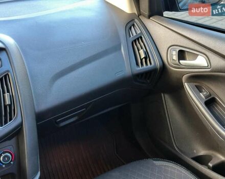 Серый Форд Фокус, объемом двигателя 2 л и пробегом 108 тыс. км за 8990 $, фото 18 на Automoto.ua