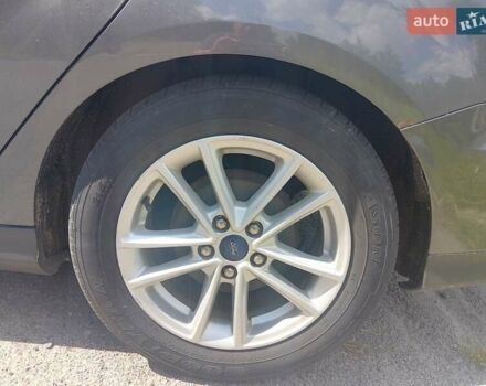 Серый Форд Фокус, объемом двигателя 2.01 л и пробегом 220 тыс. км за 6799 $, фото 11 на Automoto.ua