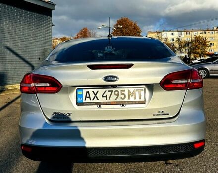 Серый Форд Фокус, объемом двигателя 2 л и пробегом 199 тыс. км за 7500 $, фото 4 на Automoto.ua