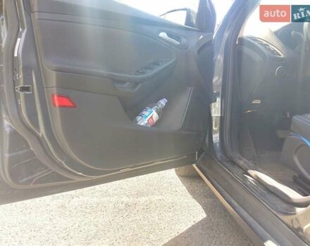 Серый Форд Фокус, объемом двигателя 2.01 л и пробегом 220 тыс. км за 6799 $, фото 13 на Automoto.ua
