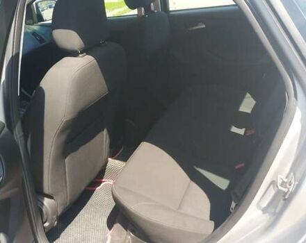 Сірий Форд Фокус, об'ємом двигуна 2 л та пробігом 166 тис. км за 8500 $, фото 3 на Automoto.ua