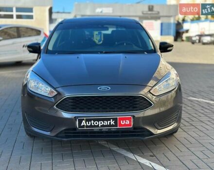 Серый Форд Фокус, объемом двигателя 2 л и пробегом 108 тыс. км за 8990 $, фото 1 на Automoto.ua