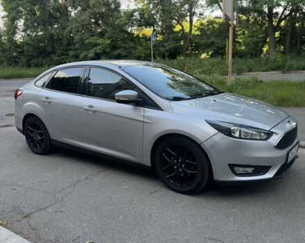 Сірий Форд Фокус, об'ємом двигуна 2 л та пробігом 149 тис. км за 8200 $, фото 2 на Automoto.ua
