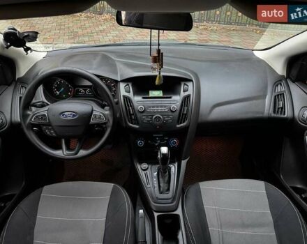 Сірий Форд Фокус, об'ємом двигуна 2 л та пробігом 139 тис. км за 7999 $, фото 18 на Automoto.ua