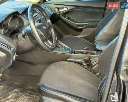 Серый Форд Фокус, объемом двигателя 2 л и пробегом 108 тыс. км за 8990 $, фото 7 на Automoto.ua