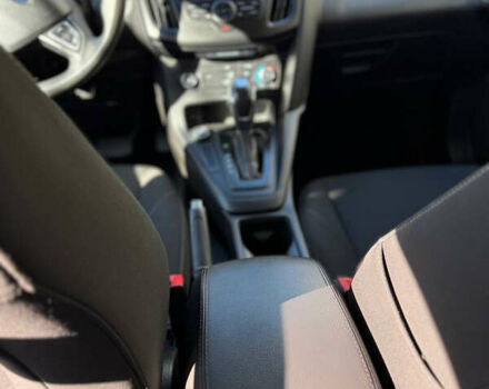 Серый Форд Фокус, объемом двигателя 2 л и пробегом 150 тыс. км за 8300 $, фото 5 на Automoto.ua