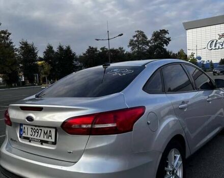 Сірий Форд Фокус, об'ємом двигуна 2 л та пробігом 184 тис. км за 8000 $, фото 3 на Automoto.ua